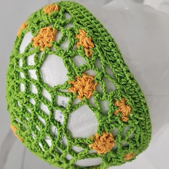 Free People Open Knit Crochet Skull Cap Beanie Hat Green w Orange Flowers - Picture 4 of 10